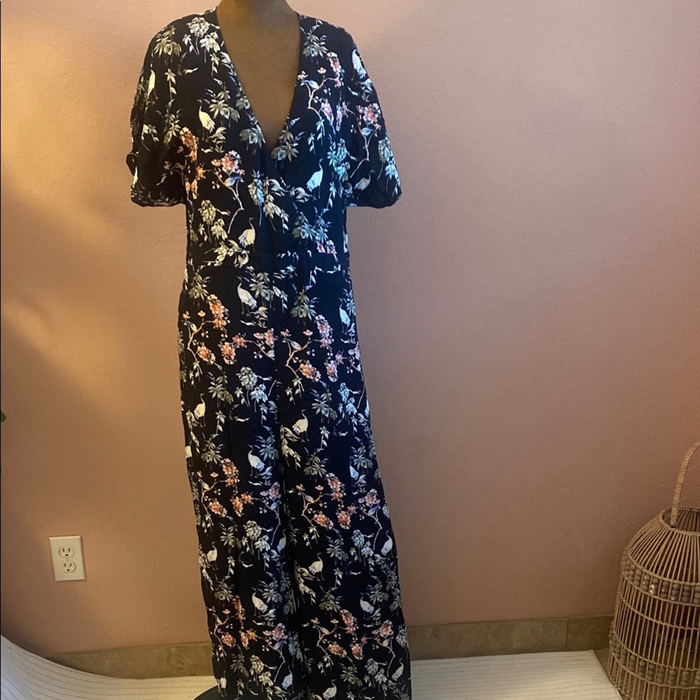 BANANA REPUBLIC.Floral Black Jumpsuit